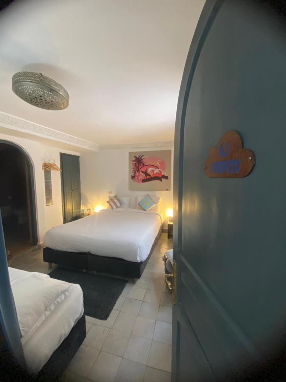 Tweets Hotel Szavíra Kültér fotó